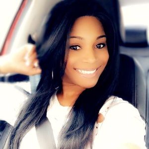 Meet your Posher, Darnisha